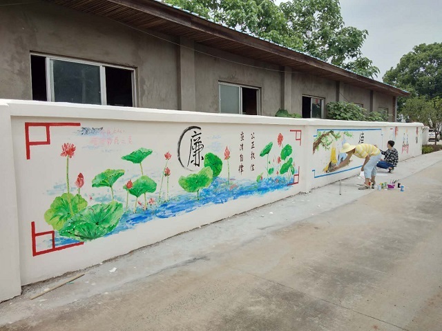 墻體彩繪機(jī)可以將美術(shù)作品在電腦上實(shí)現(xiàn)